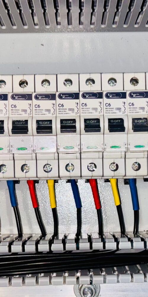 Cómo dar de alta la luz por primera vez